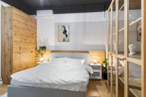 Old Town Cozy Room 321